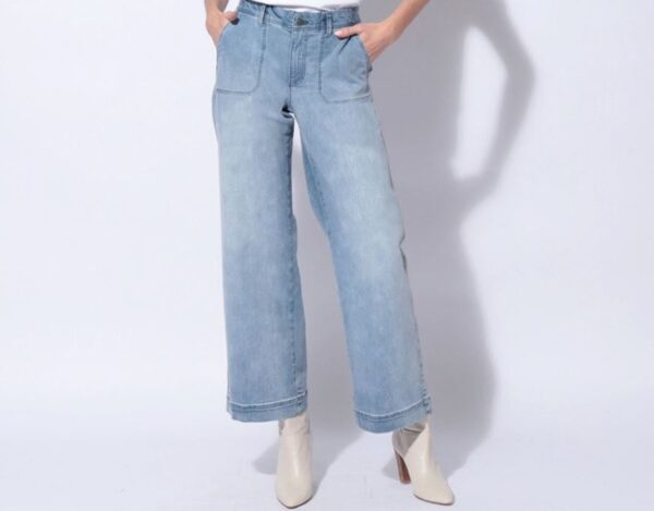 23GAIA Very light blue wide-leg jeans