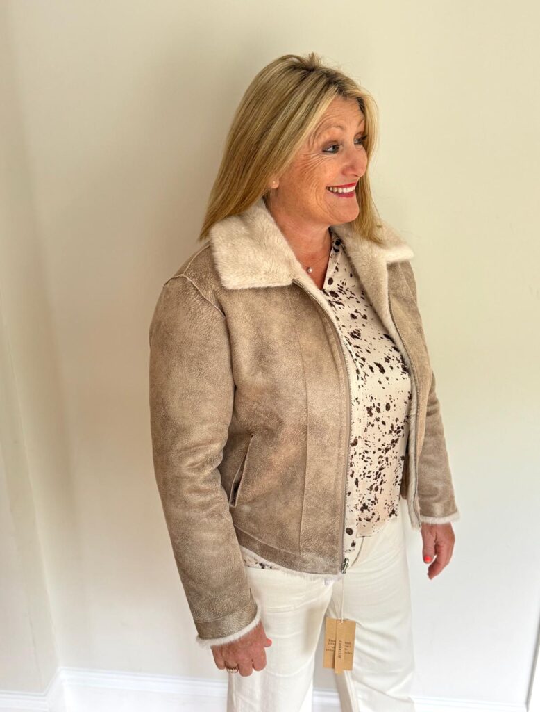Truly Carole Ann Autumn 2025 (7)